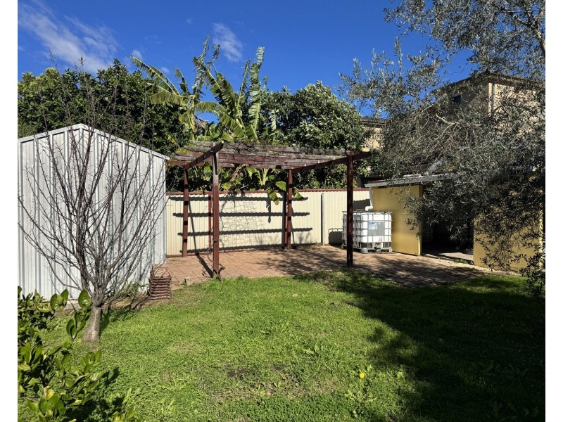 12 Meakin Crescent, Chester Hill NSW 2162