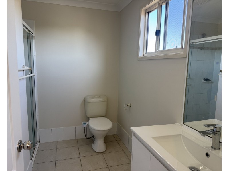 10 Laurina Avenue, Fairfield East NSW 2165