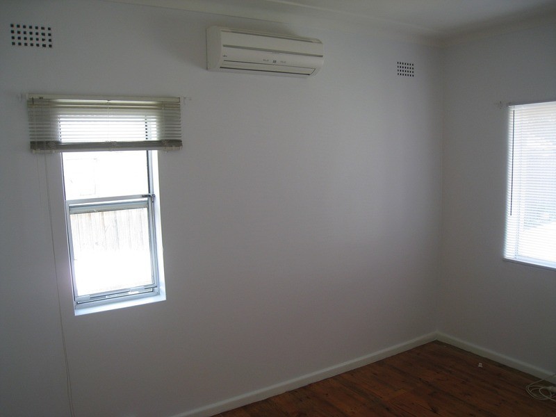 215 Wellington Road, Chester Hill NSW 2162