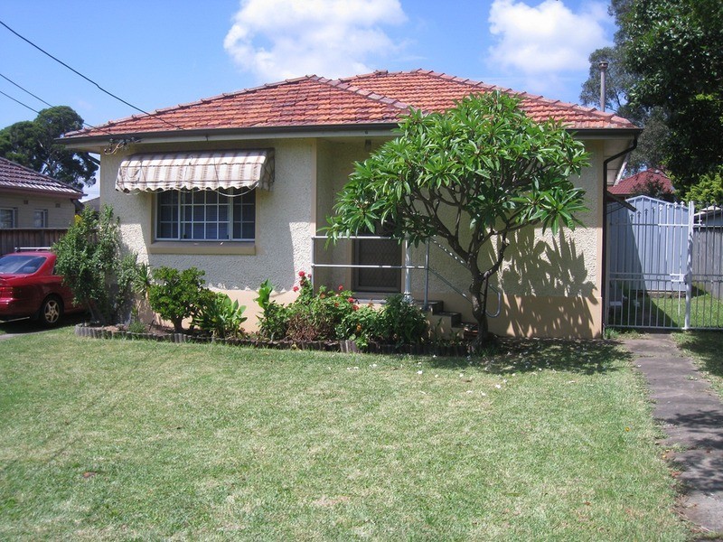 215 Wellington Road, Chester Hill NSW 2162