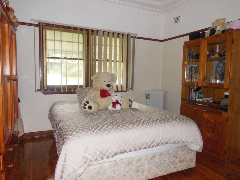 6 Priam  Street, Chester Hill NSW 2162