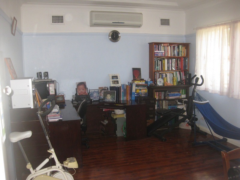 4 Jocelyn  Street, Chester Hill NSW 2162