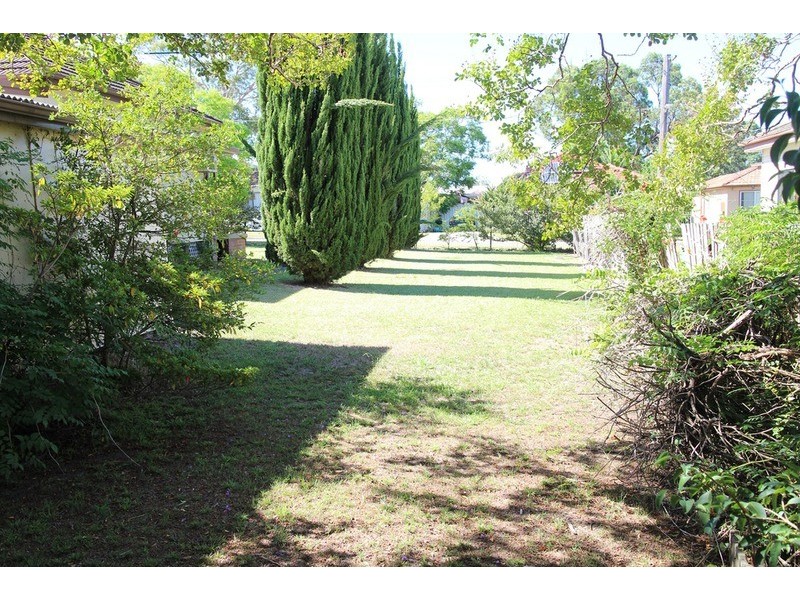 1 McLaren Street, Carramar NSW 2163