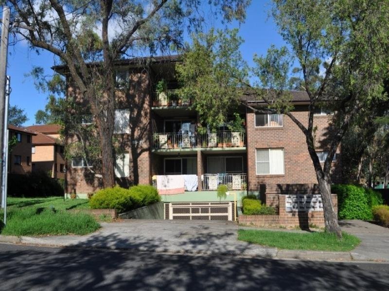 8/35-37 Jacobs Street Street, Bankstown NSW 2200