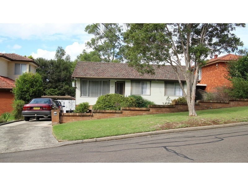17 Donington Street, Georges Hall NSW 2198