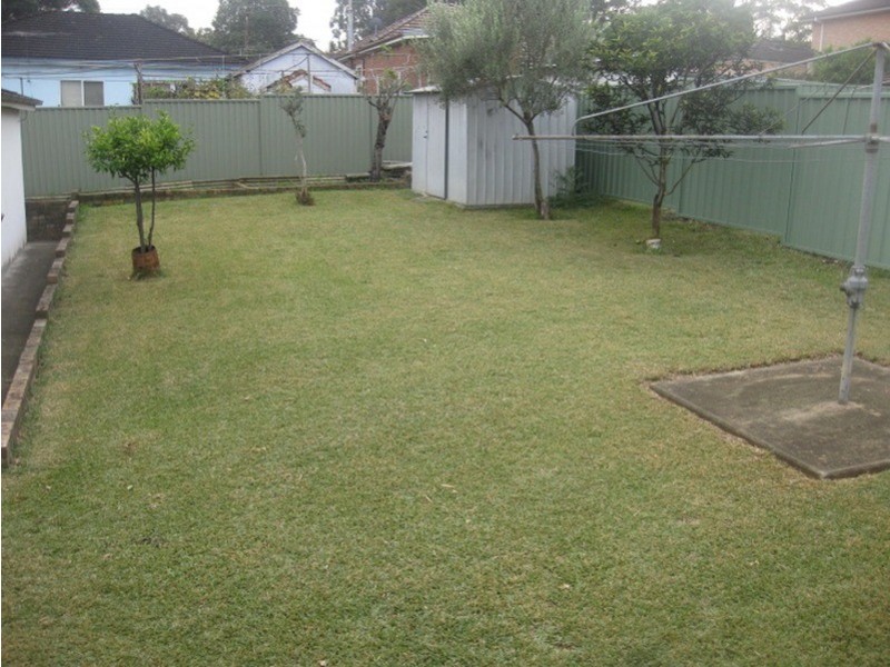 6 Banool Street, Chester Hill NSW 2162