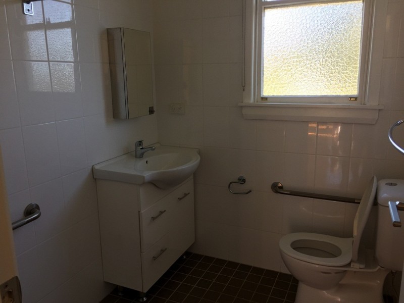 8 Strickland Street, Bass Hill NSW 2197