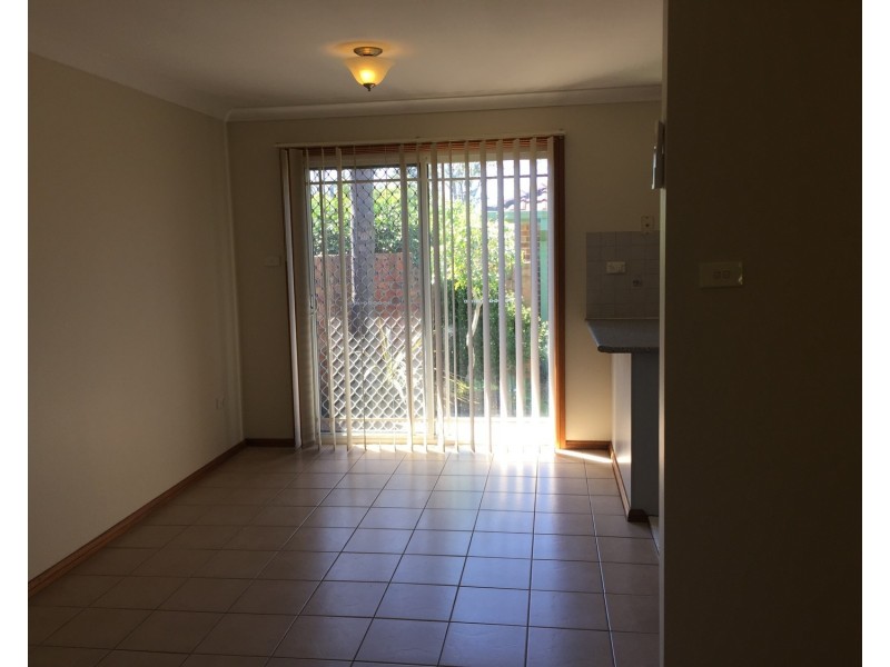 2/40-42 Woods Road, Sefton NSW 2162