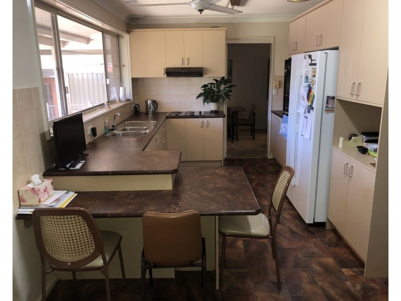 14 Kurrajong Avenue, Georges Hall NSW 2198