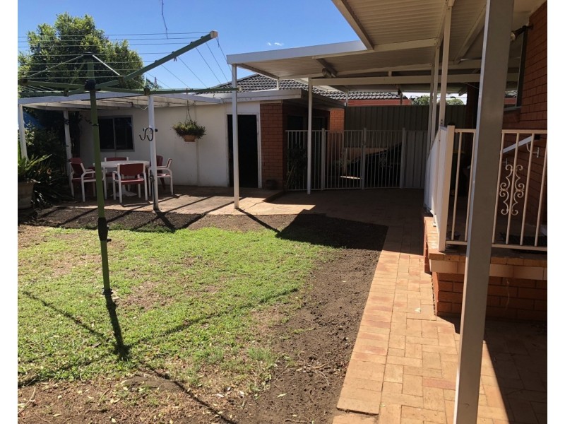 14 Kurrajong Avenue, Georges Hall NSW 2198