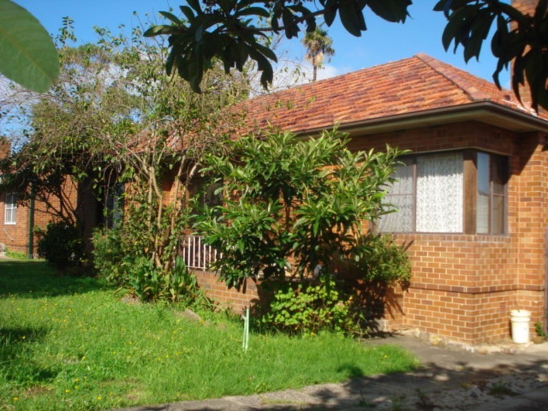 16 Lambert Avenue, Ermington NSW 2115