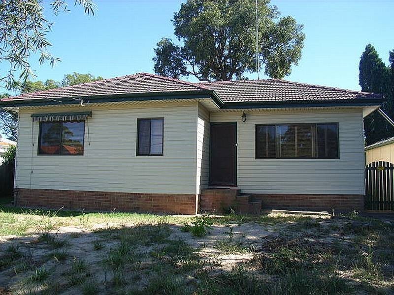 13 Burbang Crescent, Rydalmere NSW 2116