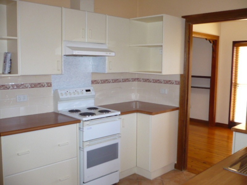 2A Hughes Avenue, Ermington NSW 2115