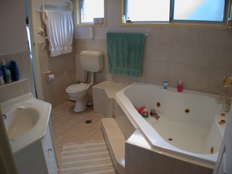 77 Rippon Avenue, Dundas NSW 2117