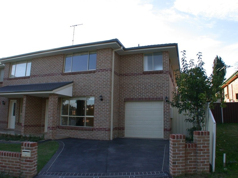 1/23 Bennetts Road East, Dundas NSW 2117