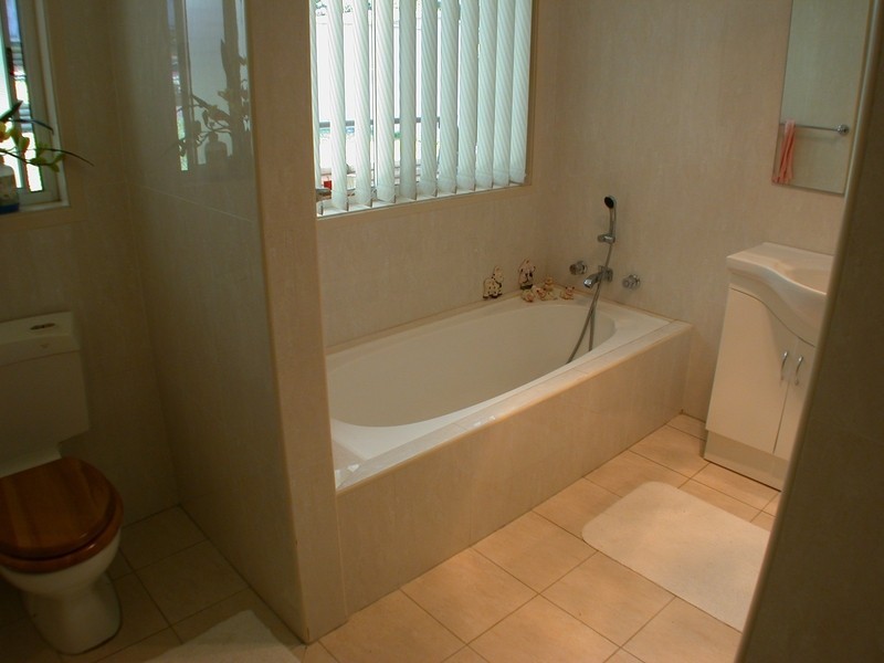 8 Tristram Street, Ermington NSW 2115