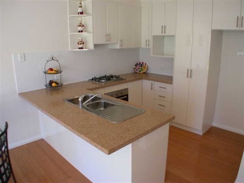 2/23 Bennetts Road East, Dundas NSW 2117