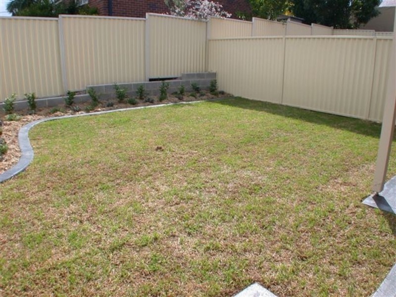 2/23 Bennetts Road East, Dundas NSW 2117