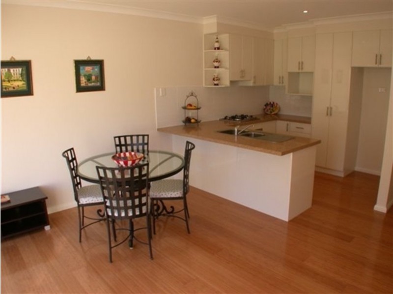 2/23 Bennetts Road East, Dundas NSW 2117