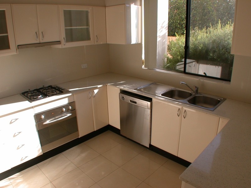 2/5 Calder Road, Dundas NSW 2117