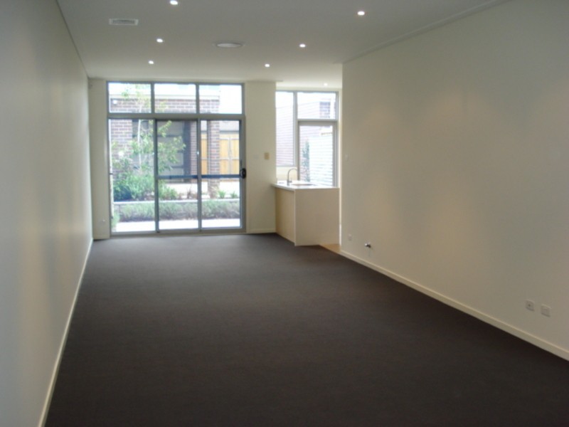 12 Broadoaks Street, Ermington NSW 2115