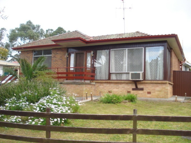 39 Moffatts Drive, Dundas NSW 2117