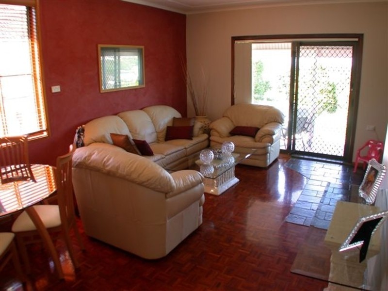 6 Heysen Avenue, Ermington NSW 2115