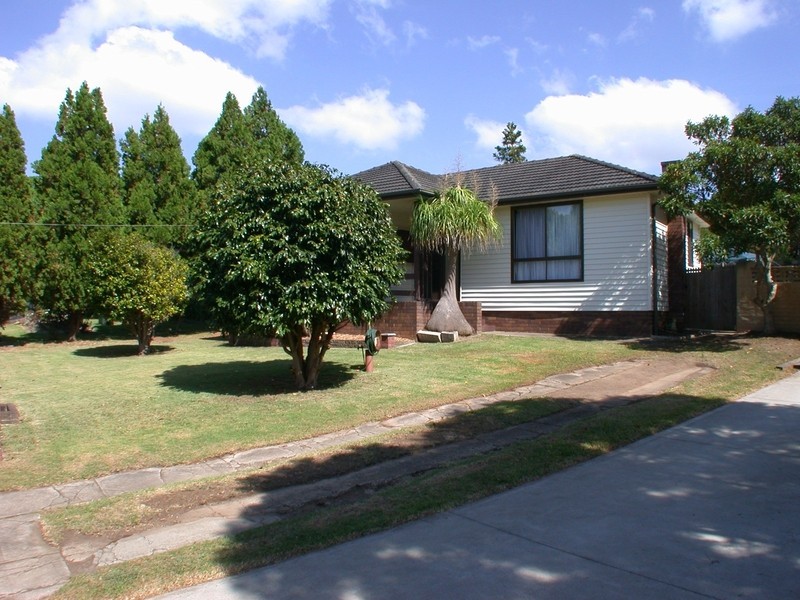 24 Lindsay Avenue, Ermington NSW 2115