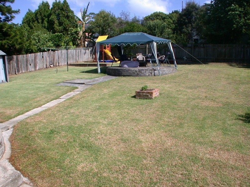 24 Lindsay Avenue, Ermington NSW 2115