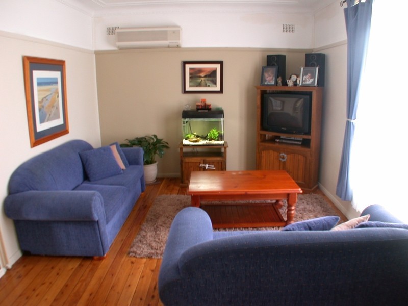 24 Lindsay Avenue, Ermington NSW 2115