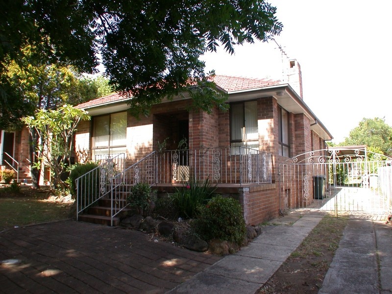 10 Maling Avenue, Ermington NSW 2115