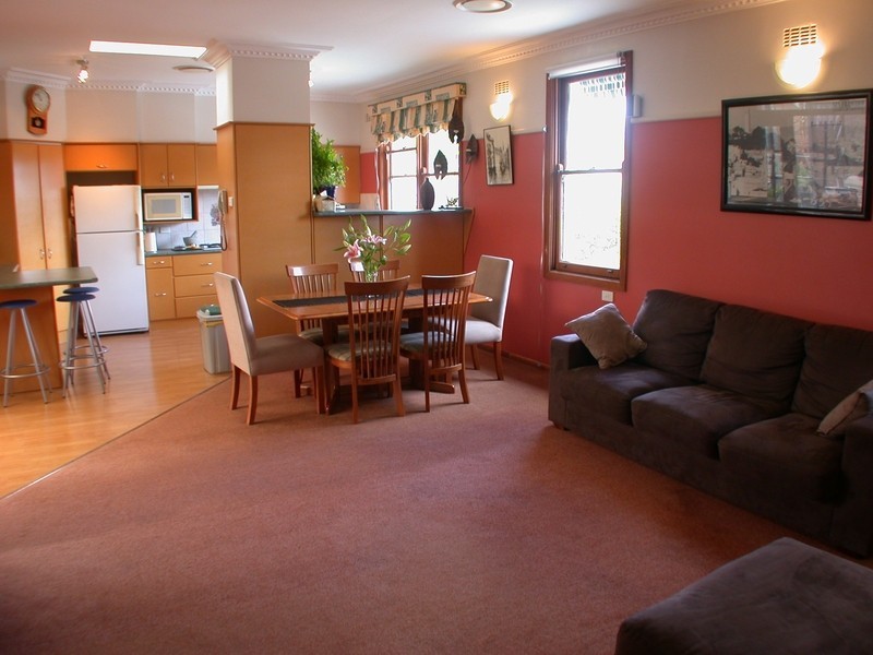 42 Bennetts Road East, Dundas NSW 2117