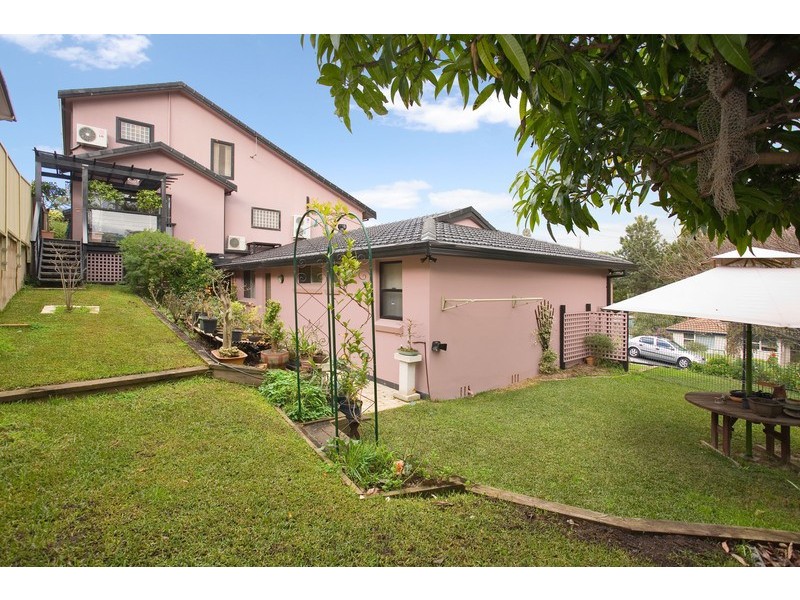 1 Brooker Avenue, Oatlands NSW 2117