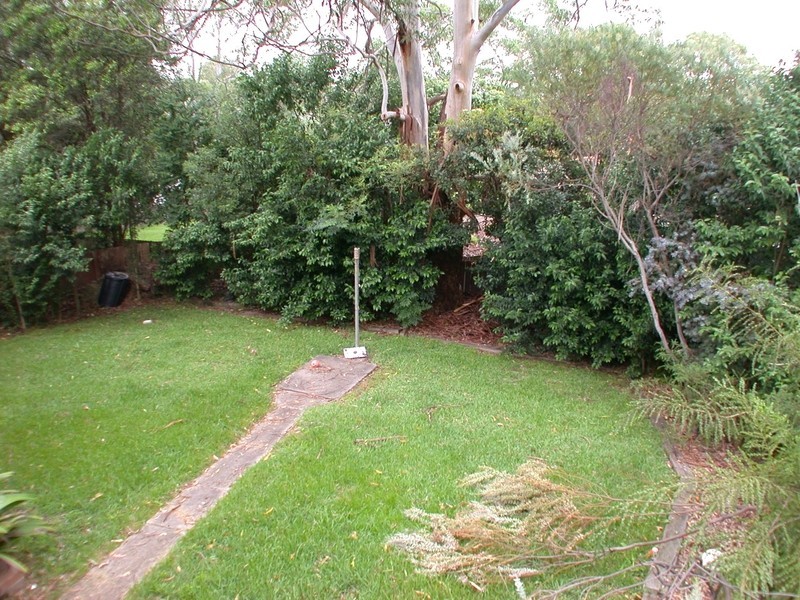 16 Manning Parade, Dundas NSW 2117