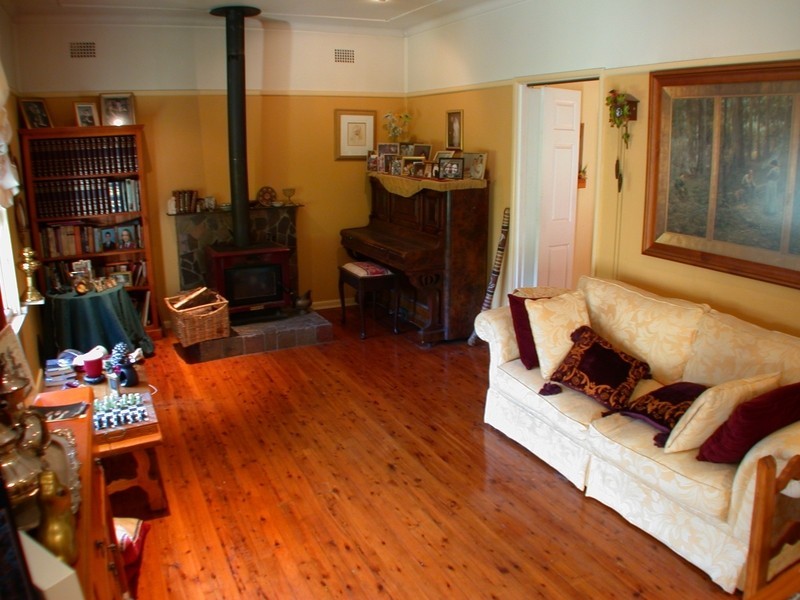 16 Cox Crescent, Dundas NSW 2117