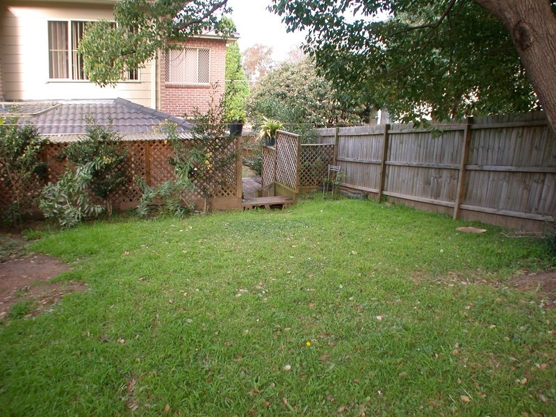 1 Marshall Road, Dundas NSW 2117