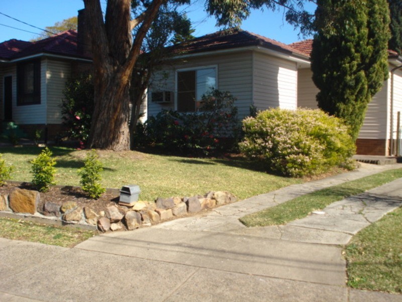 32 Spurway Street, Ermington NSW 2115