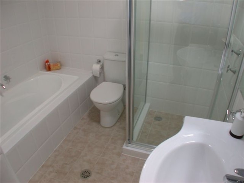 2/23 Bennetts Road East, Dundas NSW 2117