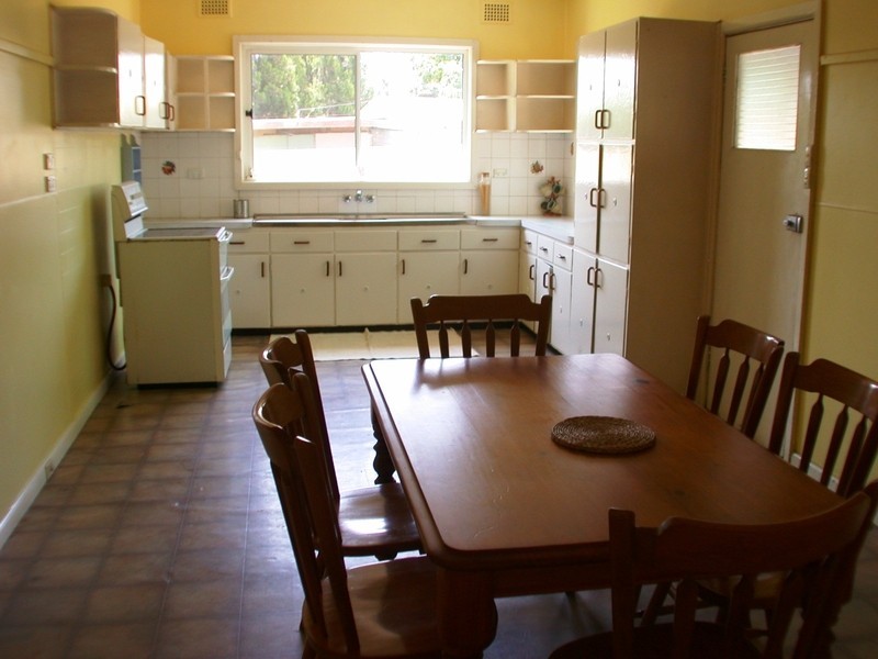 2 Dennis Street, Ermington NSW 2115