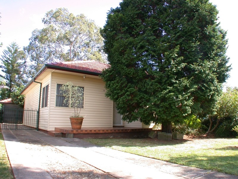 8 Gammell Street, Rydalmere NSW 2116