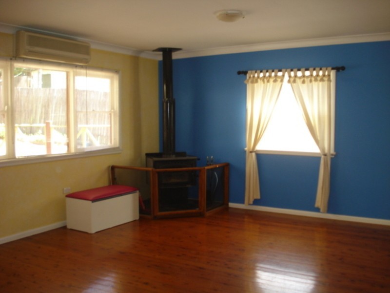 8 Atkins Road, Ermington NSW 2115