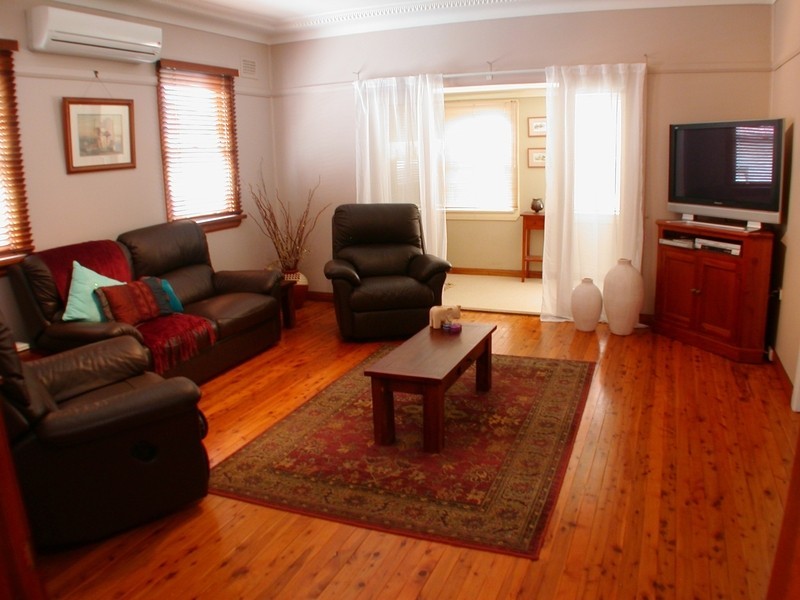 16 Wentworth Street, Ermington NSW 2115