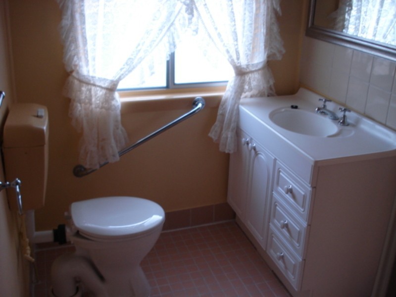 76A Spurway Street, Ermington NSW 2115