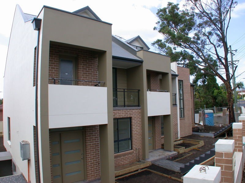 1-3/1 Leamington Road, Dundas NSW 2117