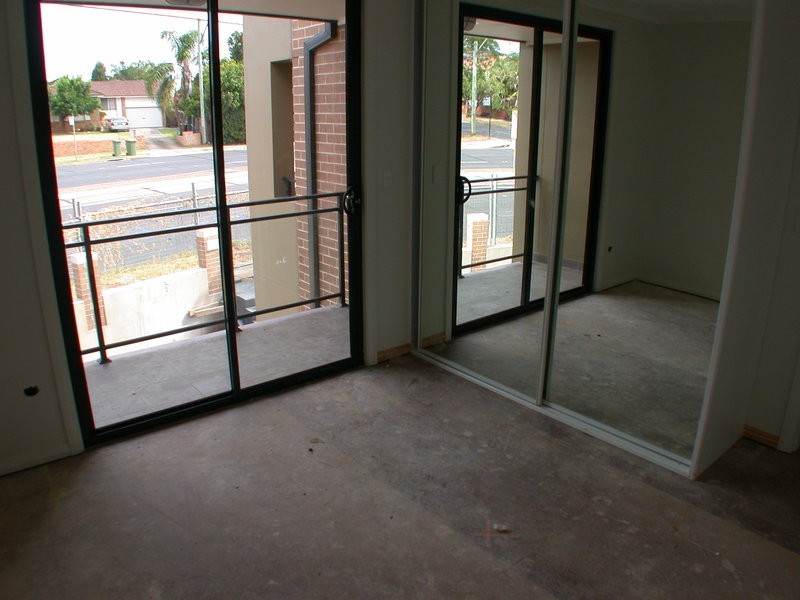 1-3/1 Leamington Road, Dundas NSW 2117