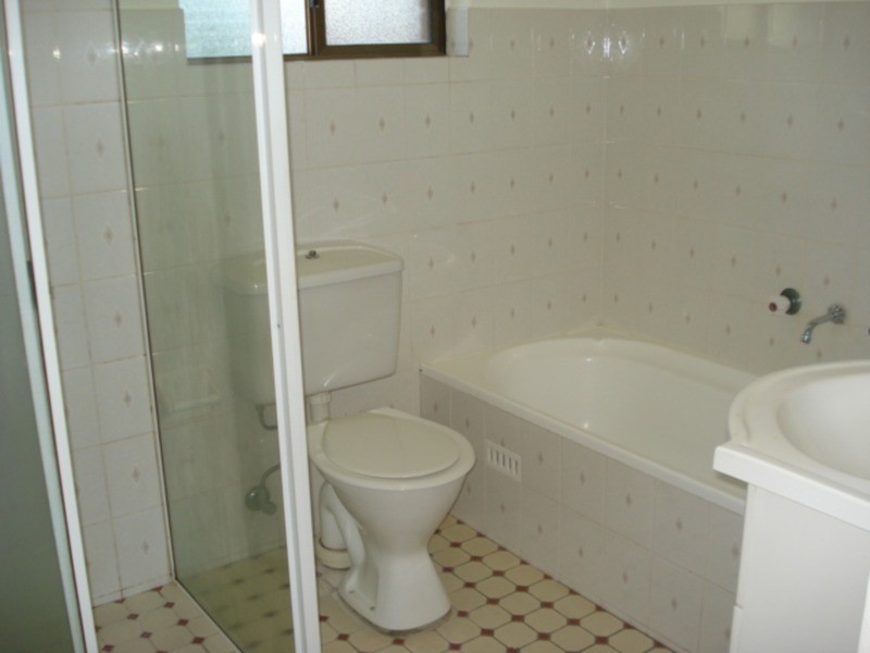 8/17 Hall Street, Auburn NSW 2144