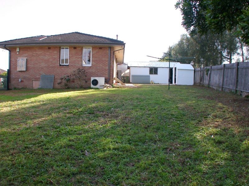 3 Mollison Crescent, Ermington NSW 2115