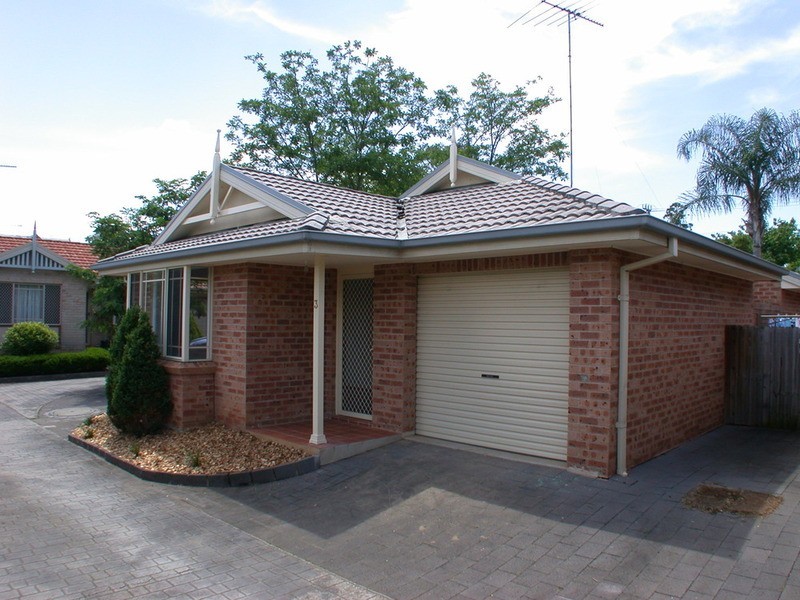 3/110 Spurway Street, Ermington NSW 2115