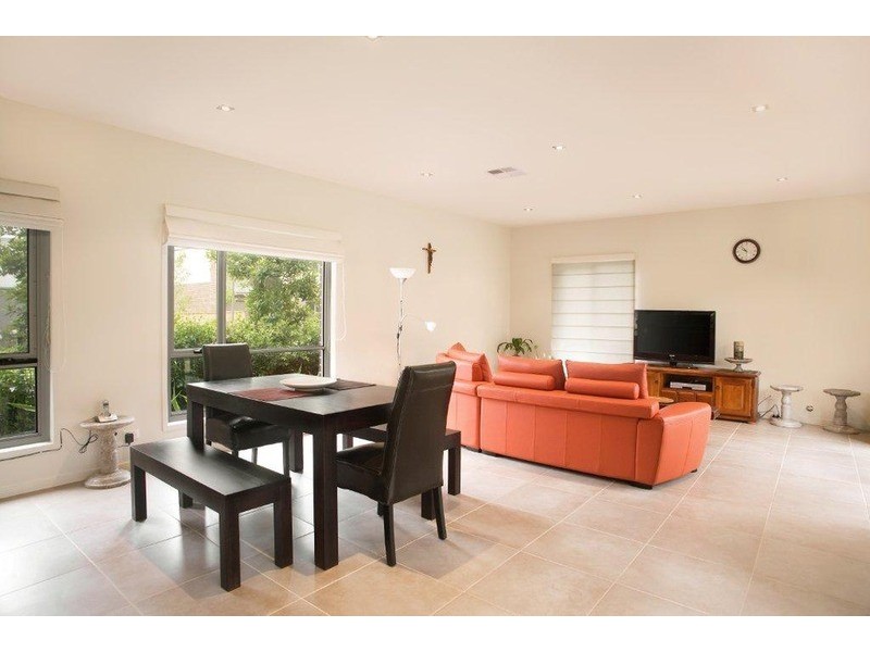 7 Seamist Avenue, Ermington NSW 2115