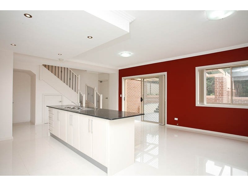 6/327 Kissing Point Road, Dundas NSW 2117